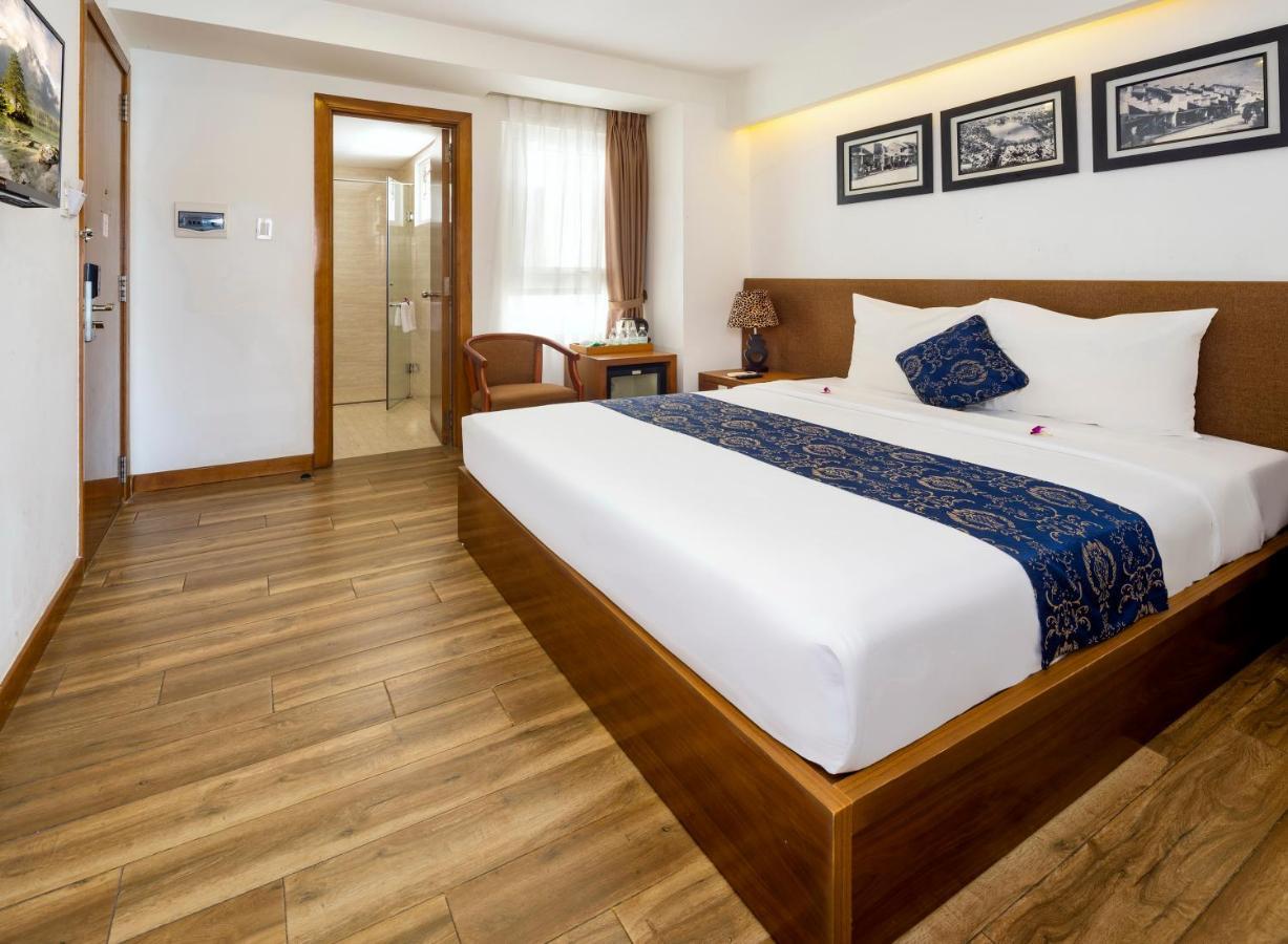 Saphia Hotel Nha Trang Bagian luar foto