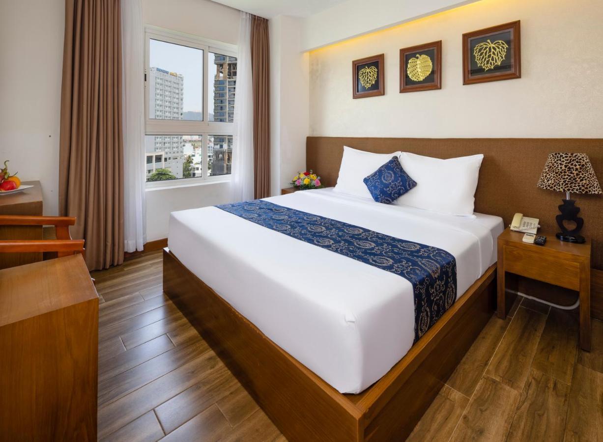 Saphia Hotel Nha Trang Bagian luar foto